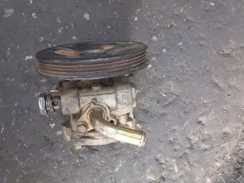 Σύστημα Διεύθυνσης Αντλία Υδραυλικού Τιμονιού Μεταχειρισμένος για SUZUKI VITARA (1989 - 1996) (SE) Japan SUV- SoftTop - 3dr 1600 (G16A) petrol 80 SE416 (TA01) 8V 