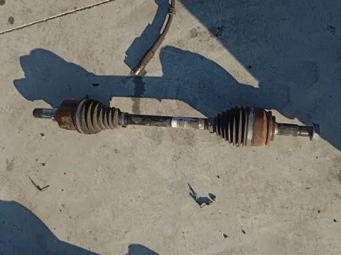 Ημιαξόνιο Εμπρός Αριστερό για PEUGEOT 208 (2019 - ) 1200 (HN05) Vti 12V PureTech 100 Petrol 