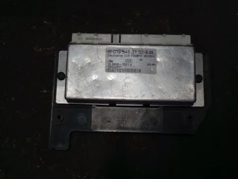 Εγκέφαλος Κινητήρα 0195453132 για MERCEDES C - CLASS (1997 - 1999) (W202) 