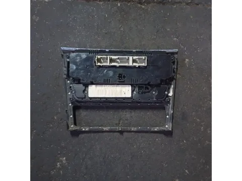 Χειριστήρια Καλοριφέρ A2518707289 για MERCEDES M-CLASS (2005 - 2008) (W164)  - 