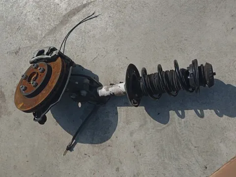 Άκρο Πλήρες Εμπρός Αριστερό Με ABS για TOYOTA YARIS CROSS (2020 -) 