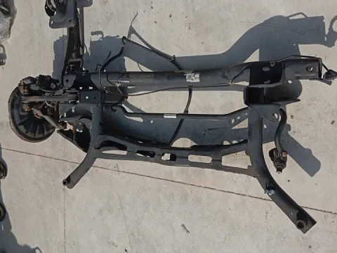 Πίσω Άξονας Δισκόπλακες -ABS Λείπει Δεξί Άκρο για VW GOLF (2013 - 2016) Mk7 (5G) *ΔΒ*