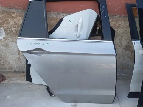 Πόρτα Πίσω Δεξιά για VW GOLF SPORTSVAN (2014 - ) Mk7 *Ε*