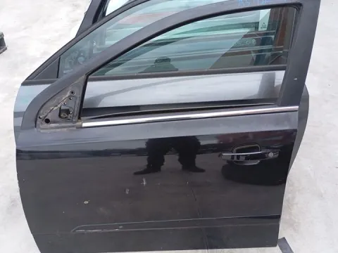 Πόρτα Εμπρός Αριστερή ( Με Τετραγωνη Φυσα ) για OPEL ASTRA (2007 - 2010) H Hatchback - 5dr *Γ*