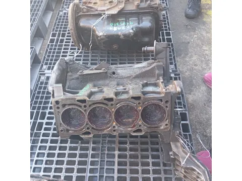 Κινητήρας Κορμός - Καπάκι(AR 33503) για ALFA ROMEO 146 (1999 - 2001) (930) Liftback - 5dr 1400 (AR 33503) Petrol 103 16V TS *ΝΕΑ ΓΕΝΙΑ* - 