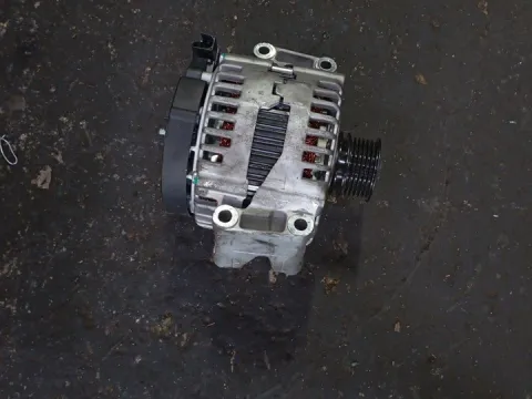 Δυναμό - Εναλλάκτης STX102142 για MERCEDES CLS (2004 - 2011) (C219) 