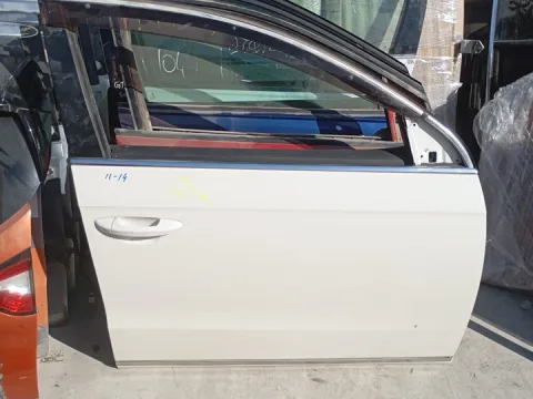 Πόρτα Εμπρός Δεξιά *dub* για VW PASSAT (2011 - 2014) (B7) *Ε*
