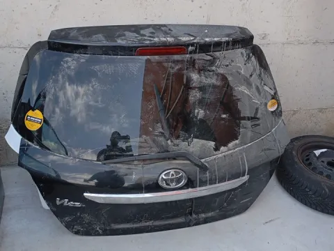 Πορτ-Μπαγκάζ *dub* για TOYOTA YARIS (2012 - 2014) ( ) , (2015 - 2017) 