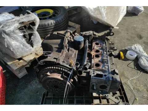 Κινητήρας Κορμός - Καπάκι k7j  ( Για Ανταλλακτικά ) Απο DACIA SANDERO (2008 - 2013) Hatchback - 5dr 1400 (K7J 710) Petrol 75 *ΝΕΑ ΓΕΝΙΑ* ΠΑΛΕΤΑ 609 * - 