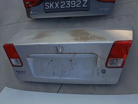 Καπό Πίσω *dub* για HONDA CIVIC (2001 - 2003) (EP - S - U - V - M) Sedan - 4dr , (2004 - 2005) (EP - S - U - V - M) 