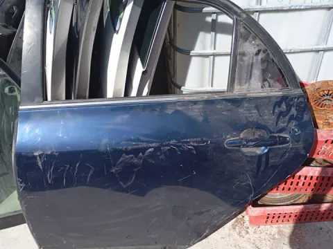 Πόρτα Πίσω Αριστερή *dub* για TOYOTA COROLLA (2007 - 2010) Sedan - 4dr , (2010 - 2013) *Ε*