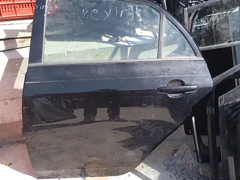 Πόρτα Πίσω Αριστερή *dub* για TOYOTA COROLLA (2007 - 2010) Sedan - 4dr , (2010 - 2013) *Ε*