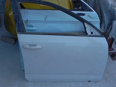 Πόρτα Εμπρός Δεξιά *dub* για SKODA OCTAVIA (2014 - 2017) *Ε*