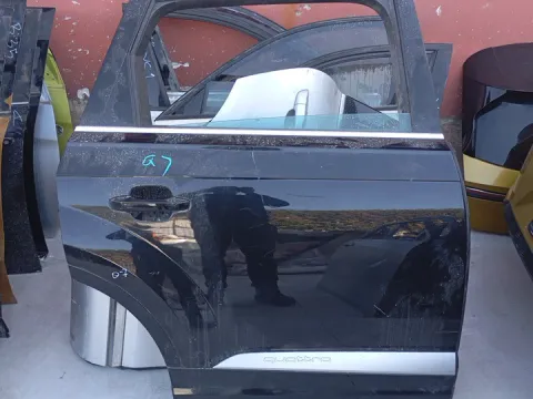 Πόρτα Πίσω Δεξιά *dub* για AUDI Q7 (2015- ) *Ε*