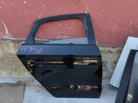 Πόρτα Πίσω Δεξιά ( Οχι Πολυ Καθαρη ) *dub* για AUDI A3 (2014 - 2016) (8V) Sedan - 4dr , (2016 - 2020 ) (8V) F-L *Ε*