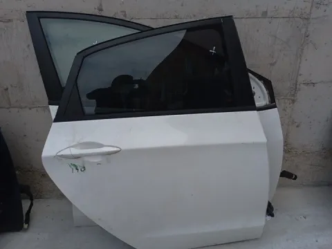 Πόρτα Πίσω Δεξιά για HYUNDAI i30 (2012 - 2015) (GD) Hatchback - 5dr , (2015 - 2017) (GD) *ITALY* *Γ*