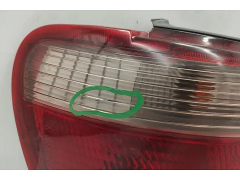 Φανάρι Πίσω Αριστερό Με Φίσα ( Ελαττωματικο ) για TOYOTA YARIS (1999 - 2002) (XP10)  - 