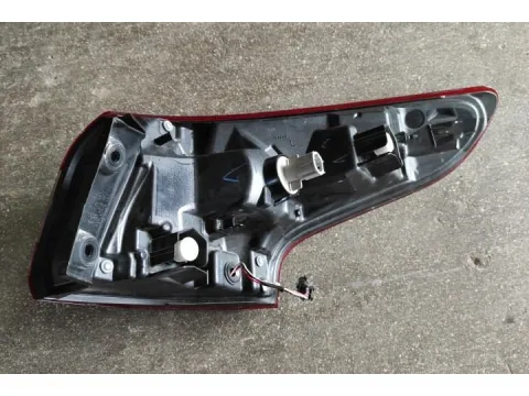 Φανάρι Πίσω Αριστερό ( Ελαττωματικο ) για NISSAN QASHQAI (2014 - 2017) ( J11 )  - 