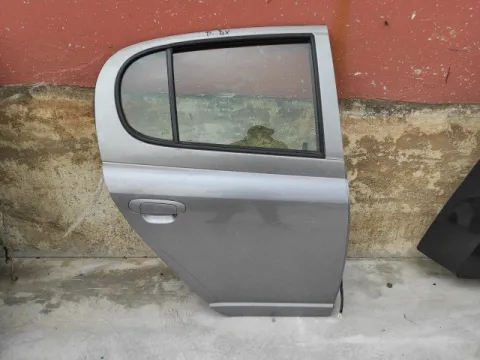 Πόρτα Πίσω Δεξιά για TOYOTA YARIS (1999 - 2002) (XP10) Hatchback - 5dr , (2003 - 2005) (XP10) Hatchback - 5dr (VNKKL123X0A) *Ε*