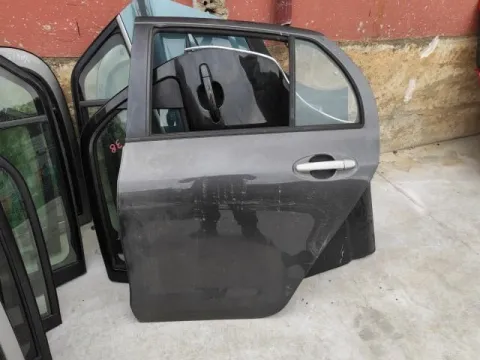 Πόρτα Πίσω Αριστερή για TOYOTA YARIS (2006 - 2009) (KL9) Hatchback - 5dr , (2009 - 2012) (XP90) 