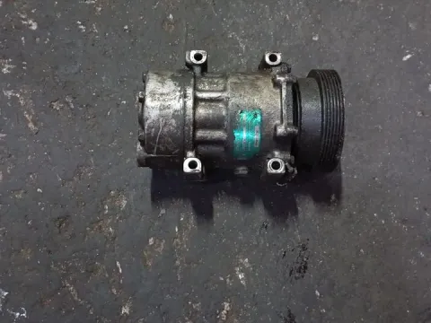 Συμπιεστής A-C (Κομπρέσορας) 7700111036 για RENAULT MEGANE (1999 - 2002) (LA) (DA) (EA) (KA) (