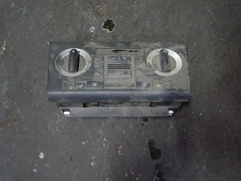 Χειριστήρια Καλοριφέρ 8P0820043J για AUDI A3 (2005 - 2008) (8P) 