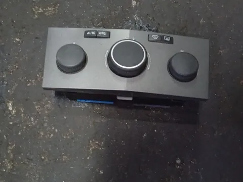 Χειριστήρια Καλοριφέρ 13168100 για OPEL ZAFIRA (2005 - 2008) B 