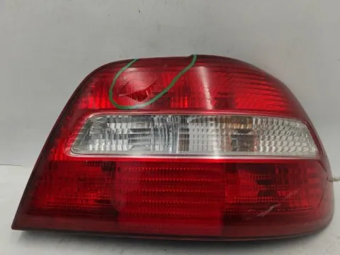 Φανάρι Πίσω Δεξί ( Ελαττωματικο ) για VOLVO S40 (2000 - 2003) (VS) Sedan - 4dr 