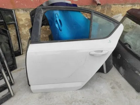 Πόρτα Πίσω Αριστερή *dub* για SKODA OCTAVIA (2014 - 2017) Hatchback - 5dr *Ε*