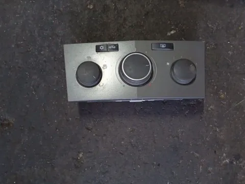 Χειριστήρια Καλοριφέρ 90151241 για OPEL ASTRA (2004 - 2007) H 