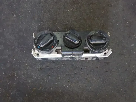 Χειριστήρια Καλοριφέρ 6R0820045H για VW POLO CROSS (2010 - 2014) 