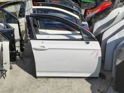 Πόρτα Εμπρός Δεξιά *dub* για VW PASSAT (2014 - ) Sedan - 4dr *Ε*