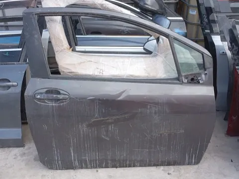 Πόρτα Δεξιά Δίπορτη *dub* για TOYOTA YARIS (2012 - 2014) ( ) Hatchback - 3dr , (2015 - 2017) *Ε*