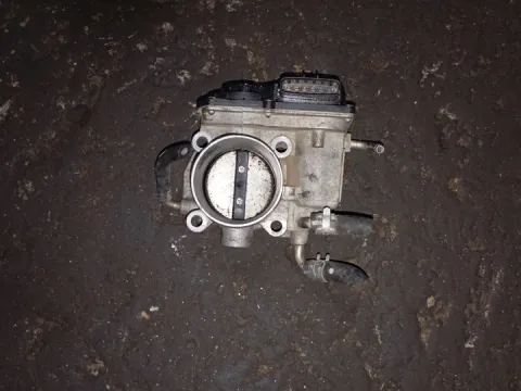 Σώμα Πεταλούδας 2203028070 για TOYOTA RAV-4 (2009 - 2011) (XA30) 