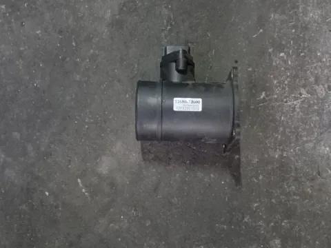 Μετρητής Μάζας Αέρος (MAF - LUFT - AIR FLOW) 226807J600 για NISSAN PRIMERA (2002 - 2007) (P12) 