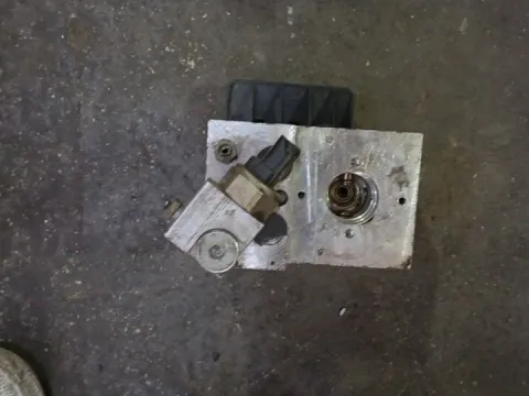 Μονάδα ABS 0265202407 για MERCEDES E - CLASS (1999 - 2002) (W210) 