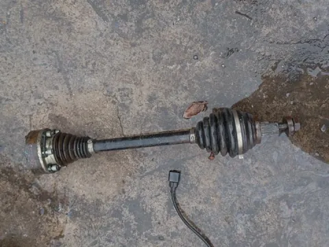 Ημιαξόνιο Εμπρός Αριστερό για SKODA OCTAVIA (2004 - 2008) 5 (1Z3-5) 1900 (BJB)(BKC)(BLS)(BXE) Diesel 105 