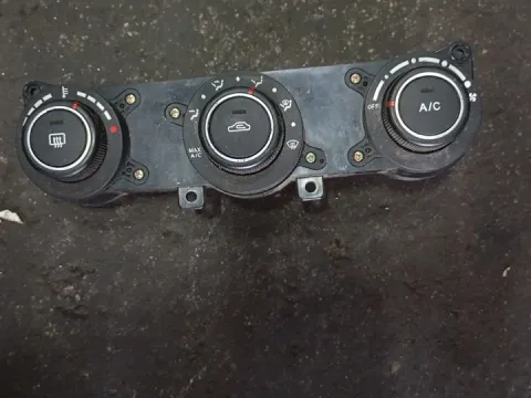 Χειριστήρια Καλοριφέρ 972501H001EQ για KIA CEED (2007 - 2009) (ED) 