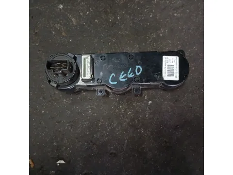 Χειριστήρια Καλοριφέρ 972501H001EQ για KIA CEED (2007 - 2009) (ED)  - 