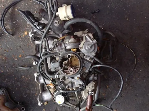 Πολλαπλή Εισαγωγής Μεταλική Με Καρμπυρατέρ για MITSUBISHI LANCER (1989 - 1992) (C6)  *ΠΑΛΕΤΑ 3*