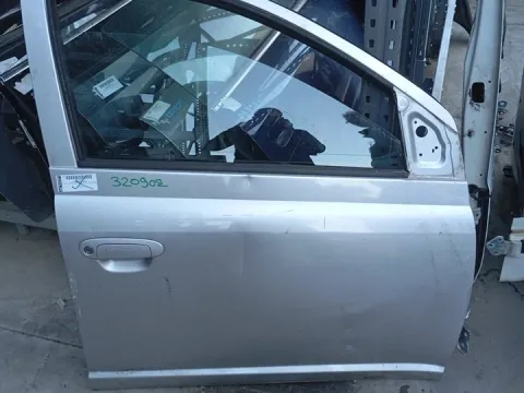 Πόρτα Εμπρός Δεξιά για TOYOTA YARIS (1999 - 2002) (XP10) , (2003 - 2005) (XP10) *Ε*