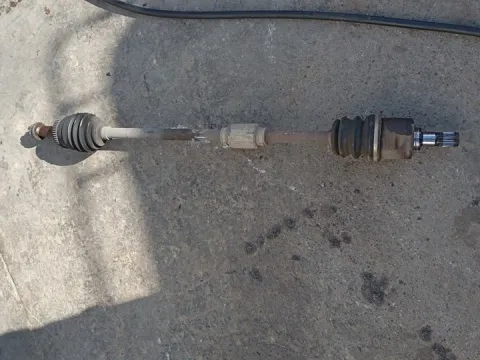 Ημιαξόνιο Εμπρός Δεξί Με ABS για HYUNDAI ACCENT (2006 - (MC) 1400 G4EE petrol 97 16 valve 