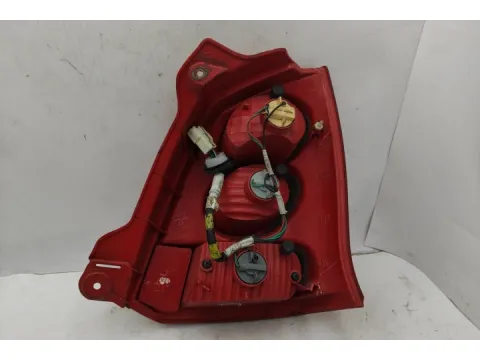 Φανάρι Πίσω Αριστερό Ελαττωματικο για SUZUKI ALTO (2009 - 2014) (GF) (FC31) , NISSAN PIXO (2009 - ) (UA0)  - 