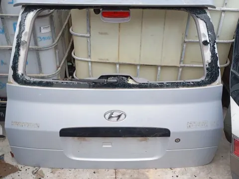 Πορτ-Μπαγκάζ Με Σπασμένο Τζάμι για HYUNDAI MATRIX (2001 - 2006) (FC) 