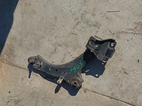 Ψαλίδι Εμπρός Δεξί για VOLVO XC60 (2013 - 2016 ) SUV