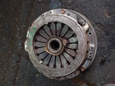 Βολάν Κινητήρα (Σφόνδυλος) για HYUNDAI MATRIX (2001 - 2006) (FC) MPV - ΠΟΛΥΜΟΡΦΙΚΑ - 5dr 1500 D3-EA Diesel 82 CRDi ΠΑΛΕΤΑ 40