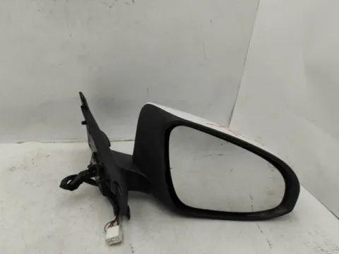 Καθρέπτης Εξωτερικός Δεξιός Ηλεκτρικός Θερμαινόμενος Ανακλεινώμενος Με Φλας 7 pin ( Ελαττωματικο Κρυσταλλο και Φλας ) για TOYOTA YARIS (2012 - 2014) ( ) , (2015 - 2017) 