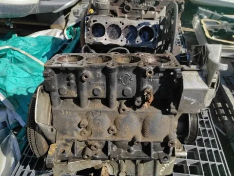 Κινητήρας Κορμός - Καπάκι  ( Για Ανταλλακτικα ) Απο για VW GOLF (1998 - 2004) Mk4 (1J1) Hatchback - 3dr 1800 (AGU)(AQA)(ARZ)(AUM)(AWD) Pet 150 Turbo *ΝΕΑ ΓΕΝΙΑ* ΠΑΛΕΤΑ 628 *