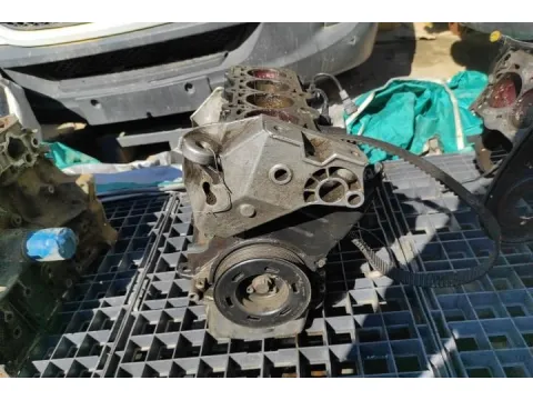 Κινητήρας Κορμός - Καπάκι  ( Για Ανταλλακτικα ) Απο για VW GOLF (1998 - 2004) Mk4 (1J1) Hatchback - 3dr 1800 (AGU)(AQA)(ARZ)(AUM)(AWD) Pet 150 Turbo *ΝΕΑ ΓΕΝΙΑ* ΠΑΛΕΤΑ 628 * - 