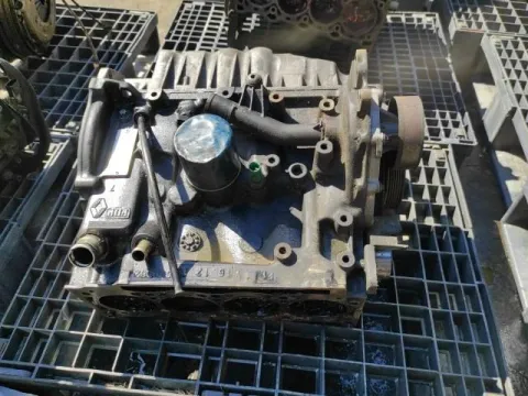 Κινητήρας Κορμός - Καπάκι ( Για Ανταλλακτικα ) Απο RENAULT CLIO (1998 - 2001) (BB_) (CB_) (BB) Hatchback - 5dr 1900 (F8Q630) 64 *ΝΕΑ ΓΕΝΙΑ* ΠΑΛΕΤΑ 633 *